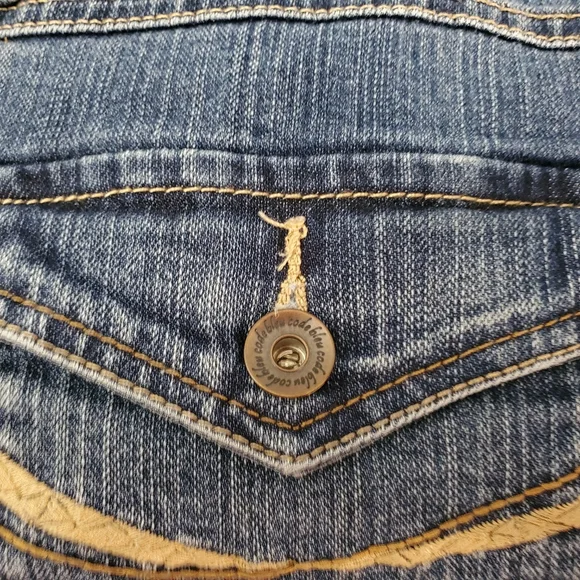 Womens Long Code Bleu size 16 jeans from Dillard's. - Picture 9 of 12